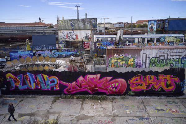 return of the boomletters 226