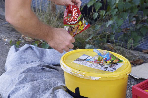 Preview stop-bombing-civilian-017-17