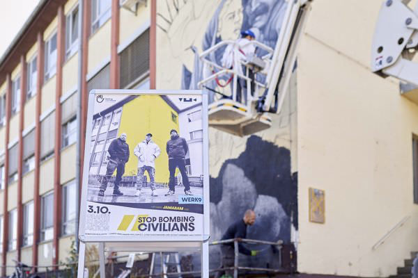 Preview stop-bombing-civilian-022-22