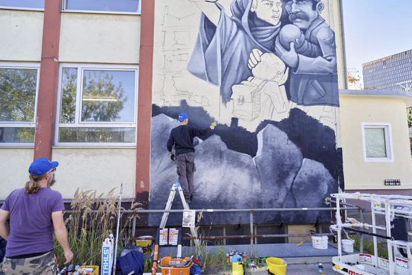 Preview stop-bombing-civilian-024-24