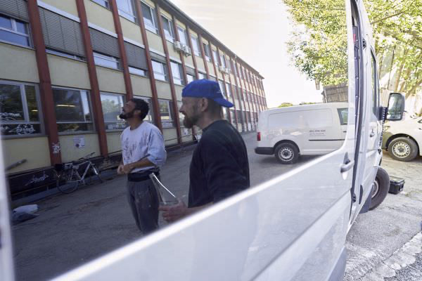 Preview stop-bombing-civilian-025-25