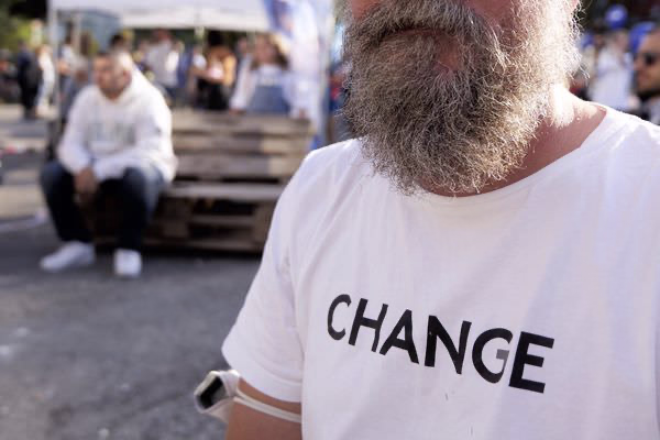 Preview stop-bombing-civilian-043-43