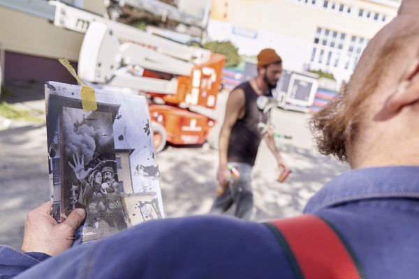 Preview stop-bombing-civilian-053-53