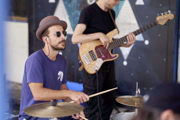 Preview stop-bombing-civilian-101-101