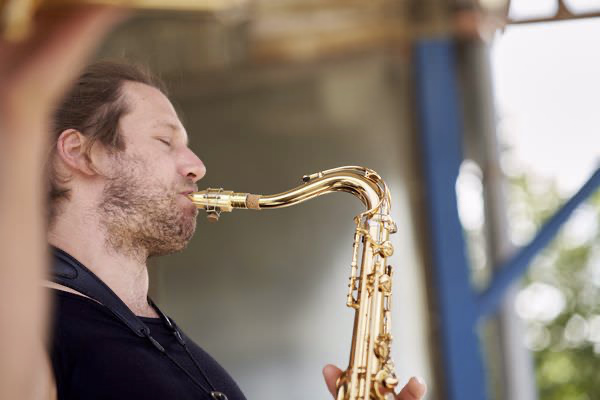 Preview stop-bombing-civilian-103-103