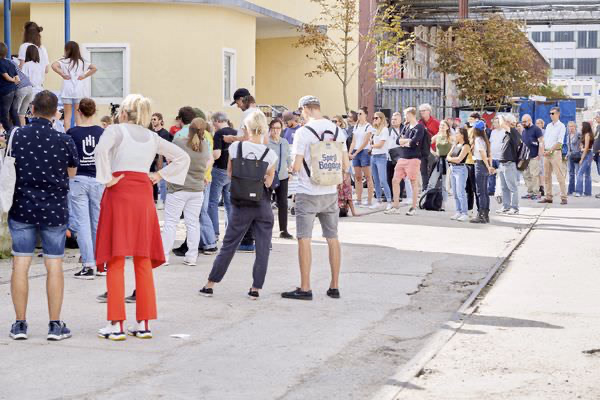 Preview stop-bombing-civilian-113-113