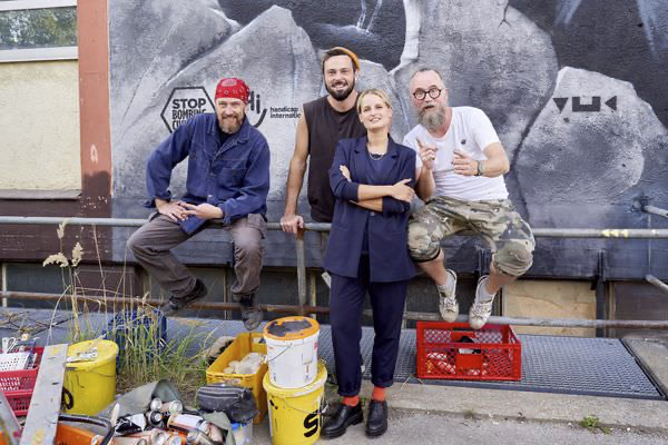 Preview stop-bombing-civilian-140-140