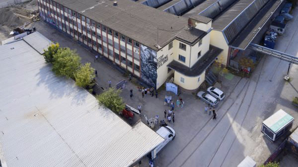 Preview stop-bombing-civilian-166-166